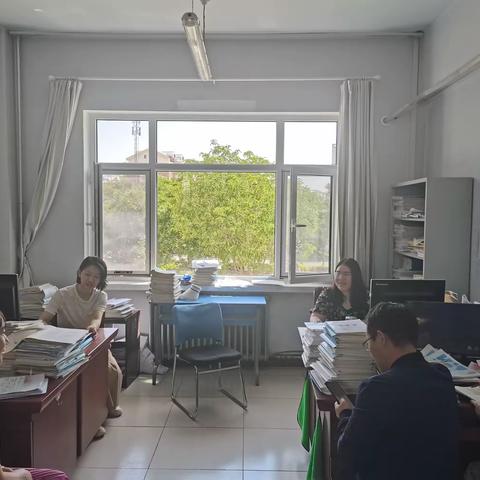 本学期接近尾声，回顾本学期工作，总结得失，安排好后续工作