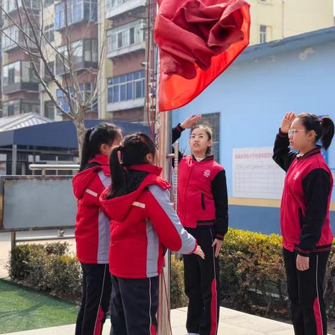 六三中队科学防疾病，健康伴我行主题升旗仪式
