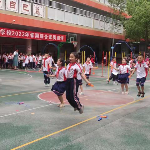 “趣考无纸笔 自信展风采”---南阳市第四小学二年级无纸笔测评活动掠影