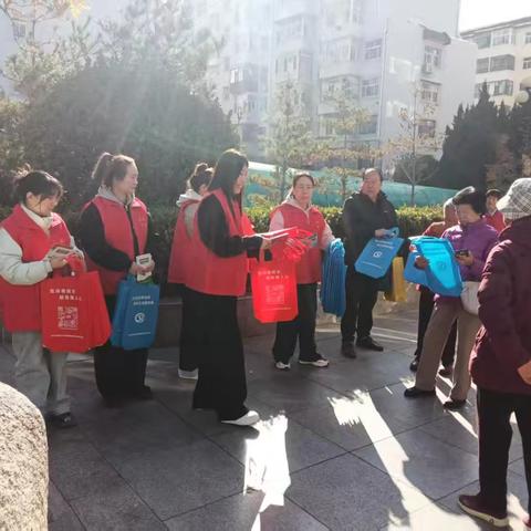 医保宣传零距离 便民服务暖人心