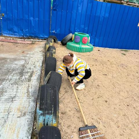 白沙黎族自治县细水乡中心幼儿园2025年春季开学“洗”迎开学 “净”待归来卫生消毒大扫除