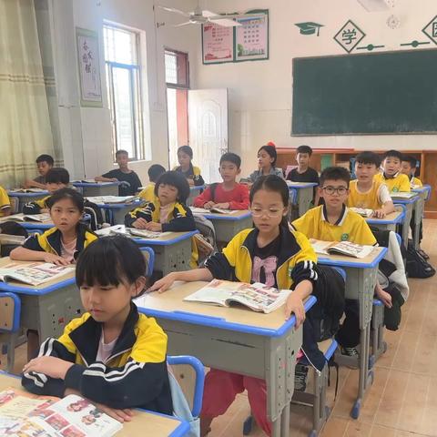 Speak English ,sing and smile English——儋州市八一春江第一小学4月英语活动纪实