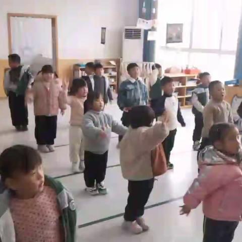 幼儿园的快乐生活一周回顾