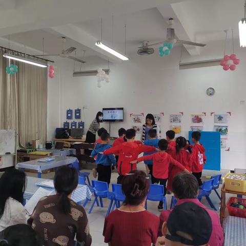 “送教帮扶 情暖人心”——走马亭小学附设园学前教育宣传月活动