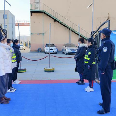 用心“护学”•为爱“站岗” ———慧远幼儿园护学岗纪实