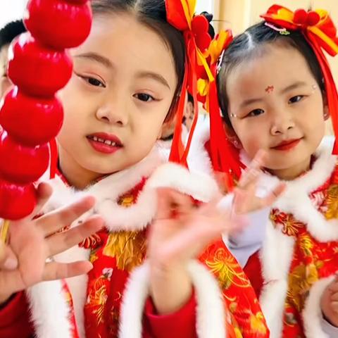 萌娃闹蛇年🐍童趣嗨翻天