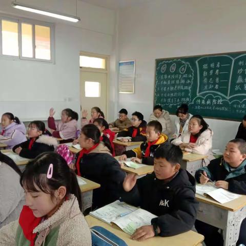 勉县教研室赴周家山镇柳营小学开展教研活动