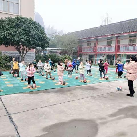 海贝大一班篮球展示