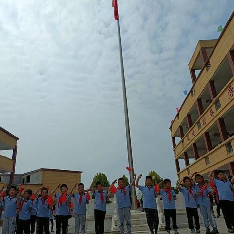 以爱之名，共建班级——黎集镇第二小学三2班学期总结