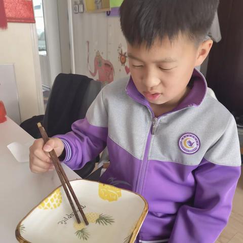 节水惜粮  你我同行——栖霞市实验小学五（4）中队实践活动