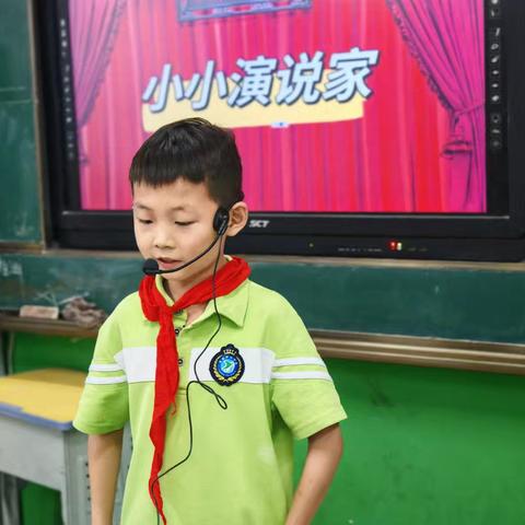 洛阳伊河学校二三班课前三分钟—“小舞台 大梦想”
