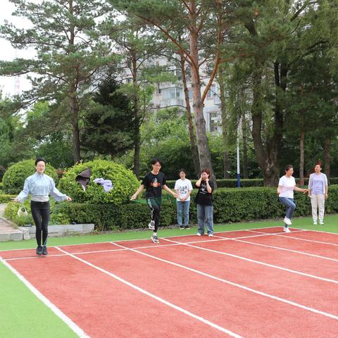 情满教师节 活动促团结——湛江市第一小学宝满校区举行教师节工会活动