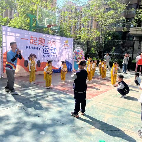 天正·中央大街南区开展“一起趣运动”母亲节亲子活动