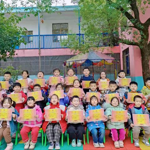 南昌新华小区幼儿园《🍉西瓜班》三月回忆录