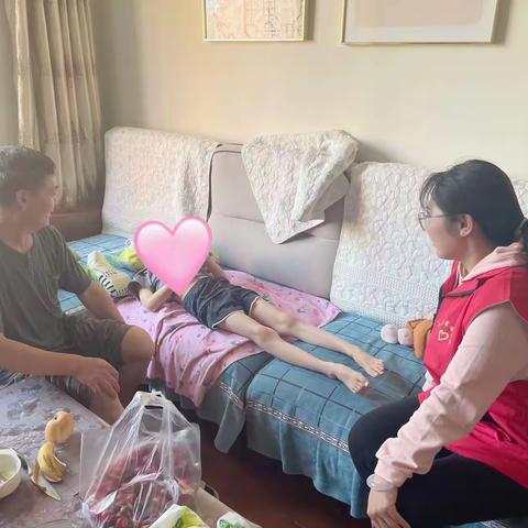 涵玉翠岭社区情暖六一系列活动之二 “与爱同行”