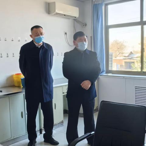市领导贺良深入部分重点乡镇卫生院督导近期重点工作