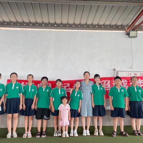 爱有回响 —润新小学5.2班孝老敬师活动