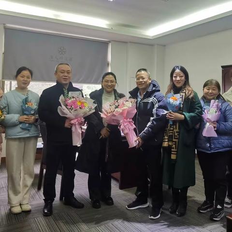 株洲车站路支行以三八妇女节为契机做好客户维护