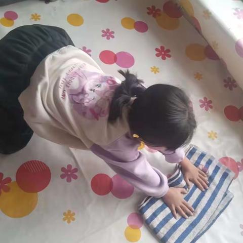 加强劳动教育，争做劳动小能手--开展劳动教育活动