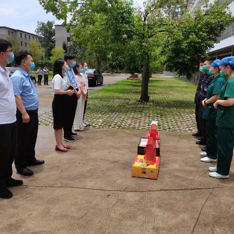 端午送慰问   情“粽”伴相随