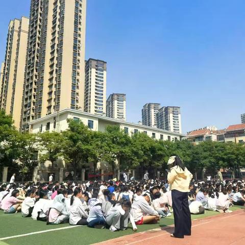 居安思危防未然，防震演练护平安——长丰县阿奎利亚学校教育集团金珠路校区防震减灾演练