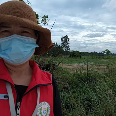 四更镇网格员开展森林防火宣传活动