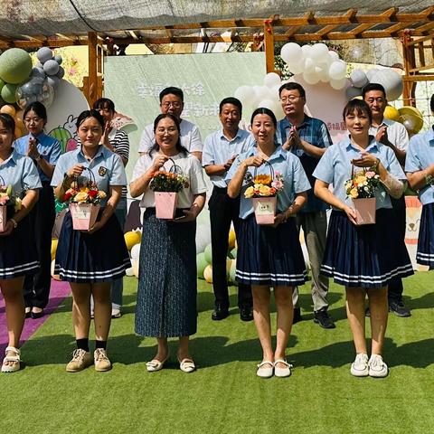 点亮文明幸福星：“幸福新大徐，展望新未来”，今年教师节我们在召陵这样过。