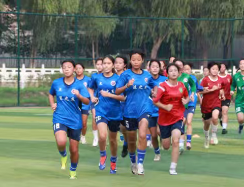 河南省运之杰足球俱乐女子队夏季集训在兰考开训