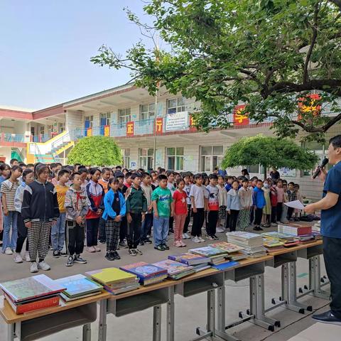 书香浸润心田 ，阅读伴我成长——广安小学开展然尔公益图书巡展阅读推广活动