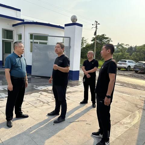 李杰副局长督导分局基层建设工作