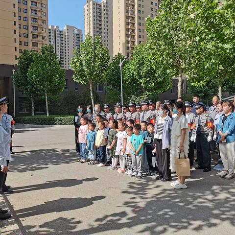 以“演”筑防，共建平安社区