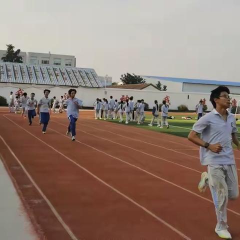 “社”彩纷呈耀青春，“团”聚一心展风采——济宁市第十四中学中学2024-2025学年度社团活动总结