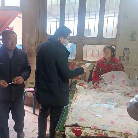 “送医又送药，爱心不缺席”