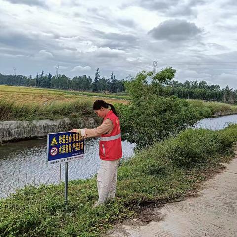 八所镇高排村网格员持续开展防溺水宣传和巡查工作