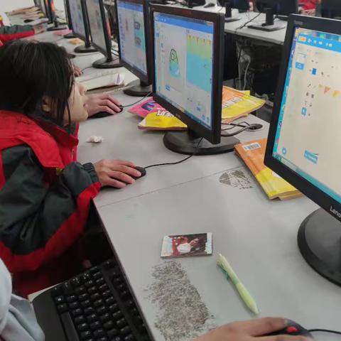 编织梦想，"程"就未来