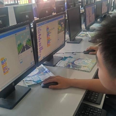 编程课堂——从实践中体验自我成就感