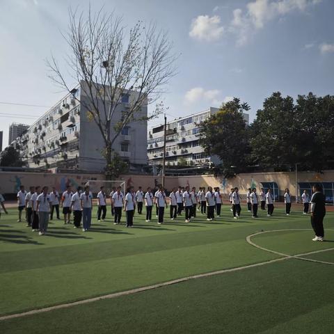 技能探索课堂   教研引领成长——记新乡市卫滨区化工路小学技能组优质课