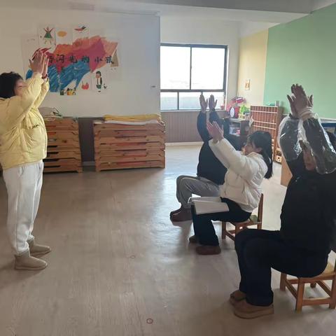 爱心幼儿园—周一例会❤️❤️❤️