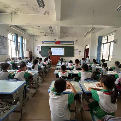 以研促教，共同成长——南坤中心小学小学四年级研究课