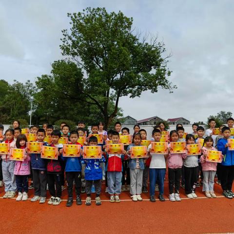 计算大比拼，争当小达人——万安康克清红军小学第五届“计算小达人”比赛活动