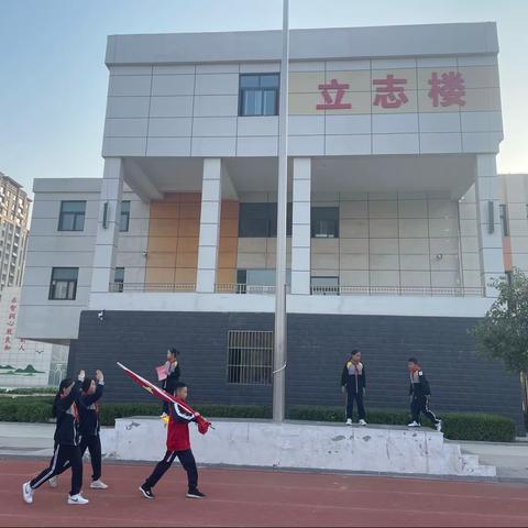 “九九重阳节，浓浓敬老情”高新区深圳路小学主题升旗仪式