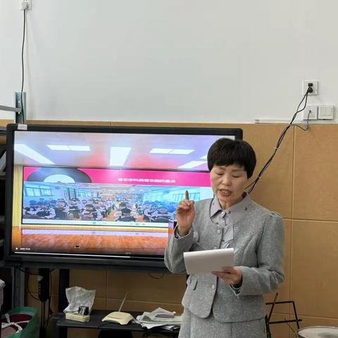 共研音乐教育 赋能专业成长——音乐教师《音乐学科歌唱与编创》观课教研活动