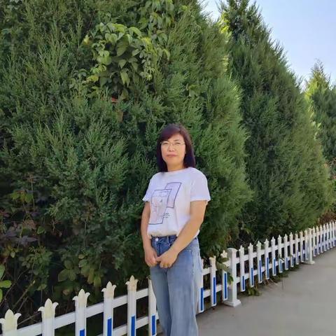 【躬耕教坛    强国有我】 以行践言，不负韶华 ——平罗县城关第二小学教师   张玉梅