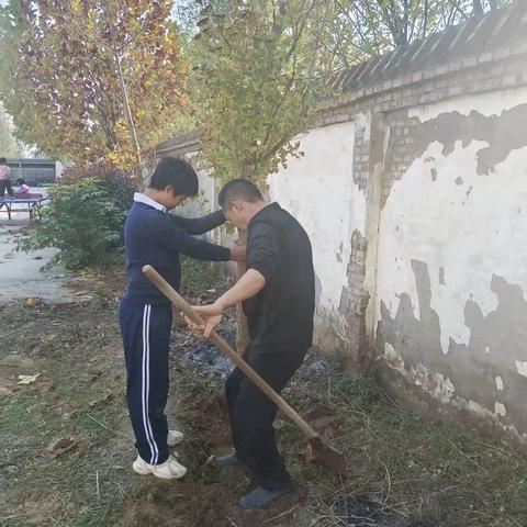 大扫除进行时 ﻿‍让校园“净”显美好