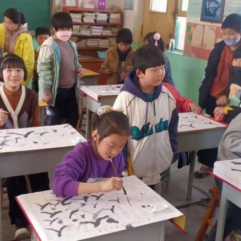 象牙寨小学   翰墨飘香，传承国粹――书法
