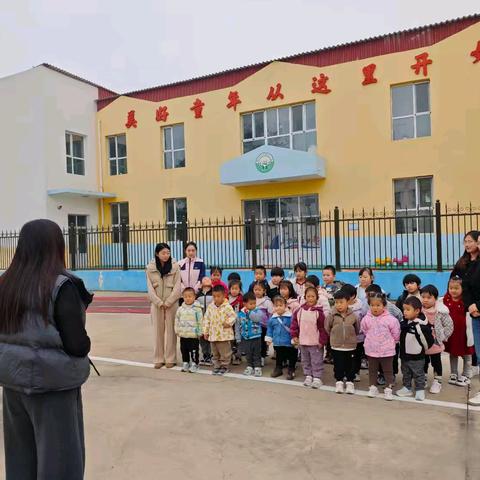 消防“童”行，安全“筑”防——柳林屯中心学区第四幼儿园消防演练活动