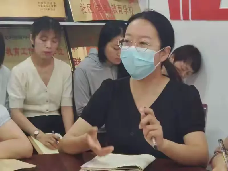 简篇-龙王庙镇中心小学召开六年级教育教学推进会