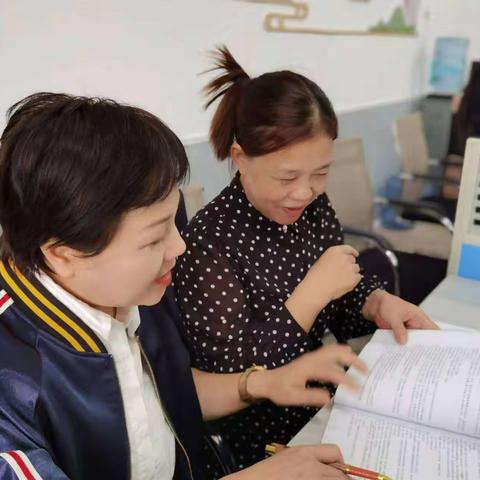 常规检查落实处，规范管理促成长——记连陂小学教学常规管理检查