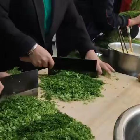 九九重阳日 以饺贺团圆—同祥城第二社区开展重阳节活动