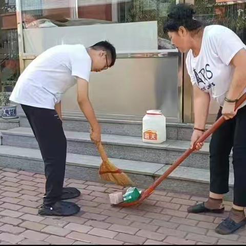 暑假勤实践  劳动最光荣——记白山市第二十七中学暑假“小手拉大手 齐心创三城”劳动实践教育活动